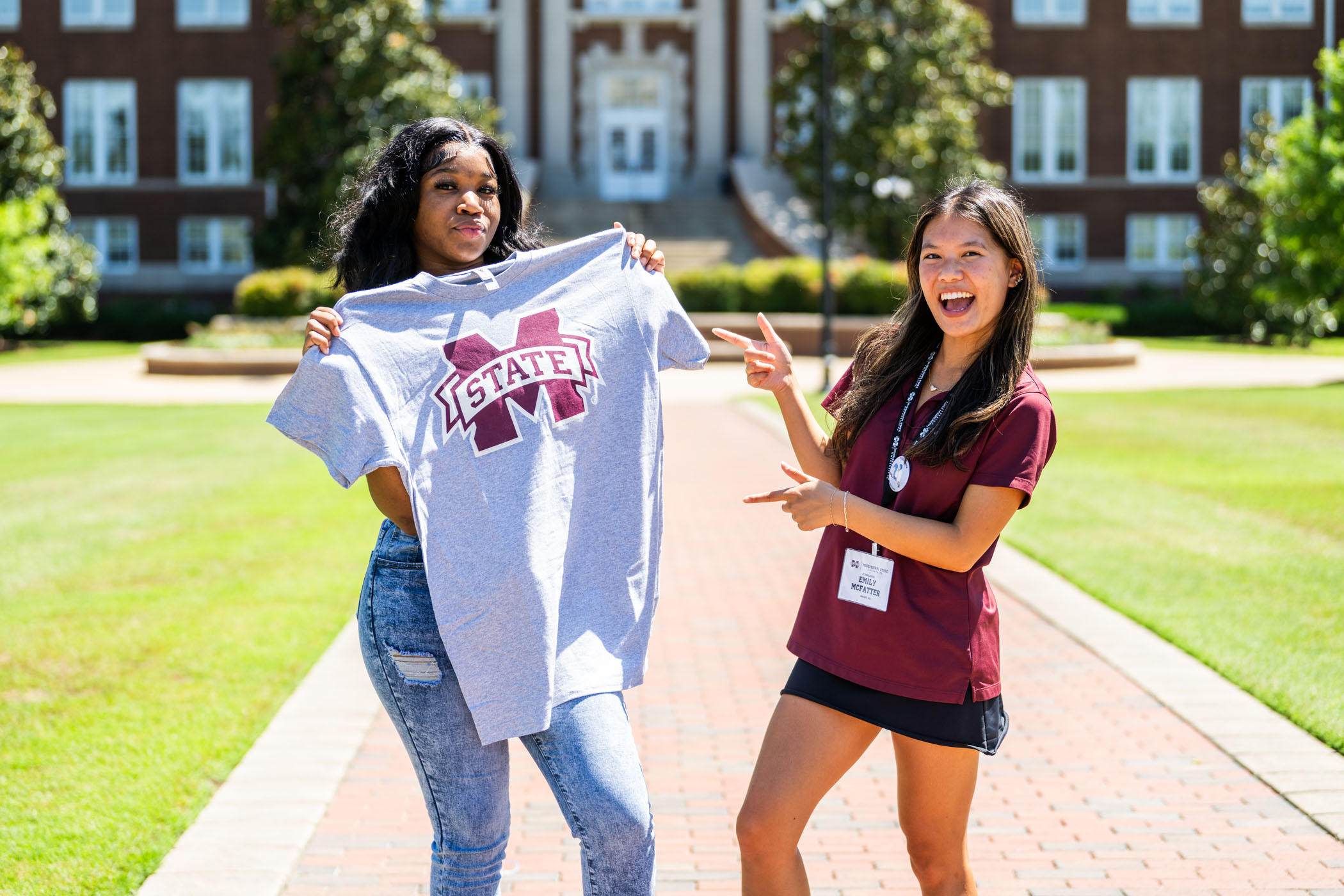 Ker&#039;Tilya Glover, an incoming freshman from Canton, shows off a new MSU t-shirt alongside Roadrunner Emily McFatter while on a campus visit. The perfect introduction to life as a Bulldog, campus visits are scheduled year round and include insight from an MSU admissions counselor, scholarships, campus life, and other aspects of being an MSU student.