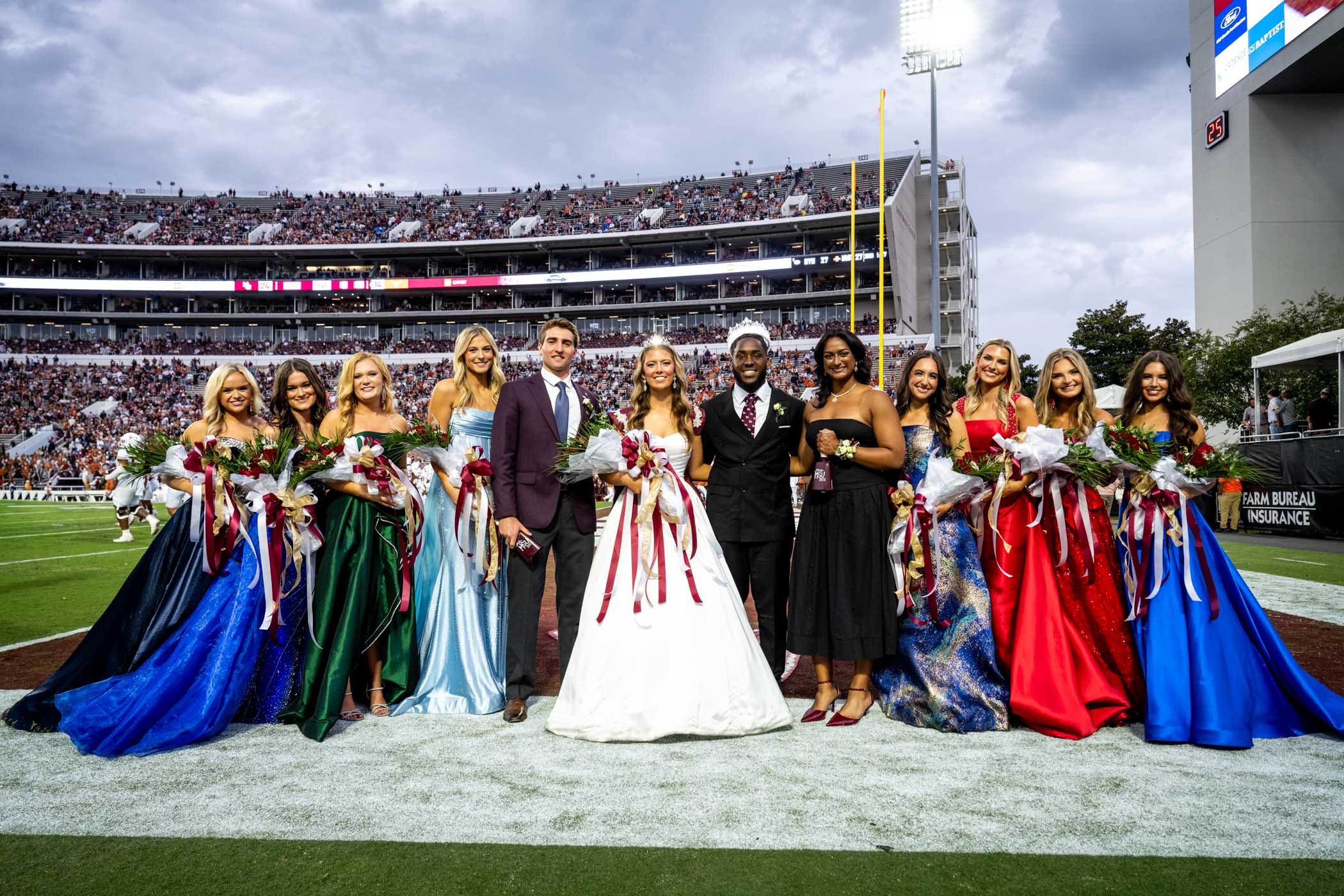 Tradition took center stage as Mississippi State recognized its 2025 Homecoming Court during Saturday’s Homecoming football game at Davis Wade Stadium. Leading this year’s court were Homecoming King Jeffery Johnson Jr. and Queen BellaRuth Steward, joined by Mr. MSU, August Jones, and Miss MSU, Sneha Cherukuri. Representing their classes were seniors Isabelle Karp and Ann Lauren Schmidt; juniors Anne Preston McRae and Anna Leslie Potts; sophomores Murry Catherine Alderman and Gracie Hendrix; and freshmen Ell