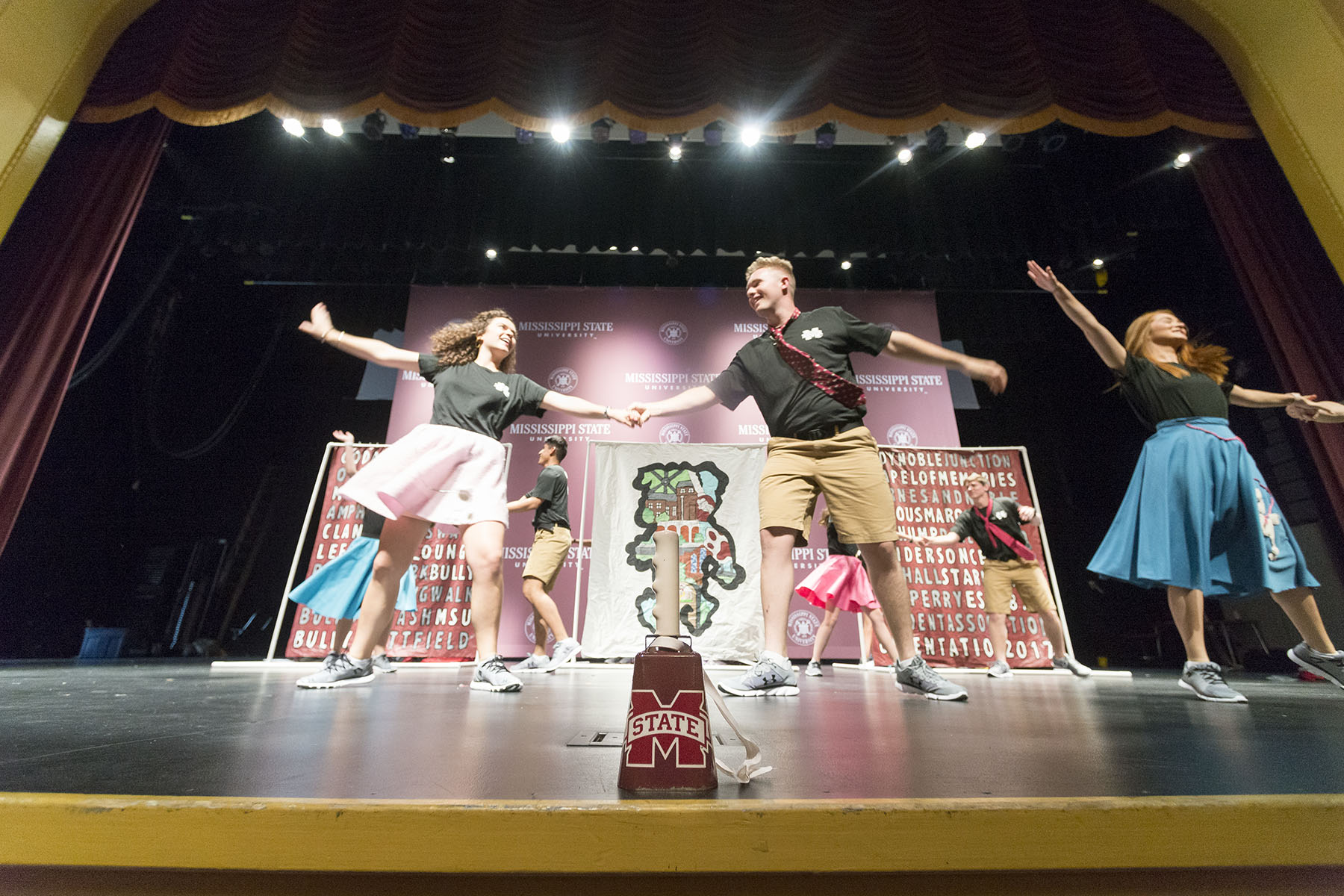 Orientation Leaders dancing