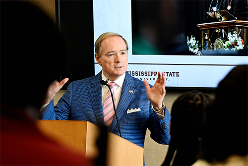 MSU President Mark E. Keenum speaks to AMSN students at MSU-Meridian on Aug. 5. 