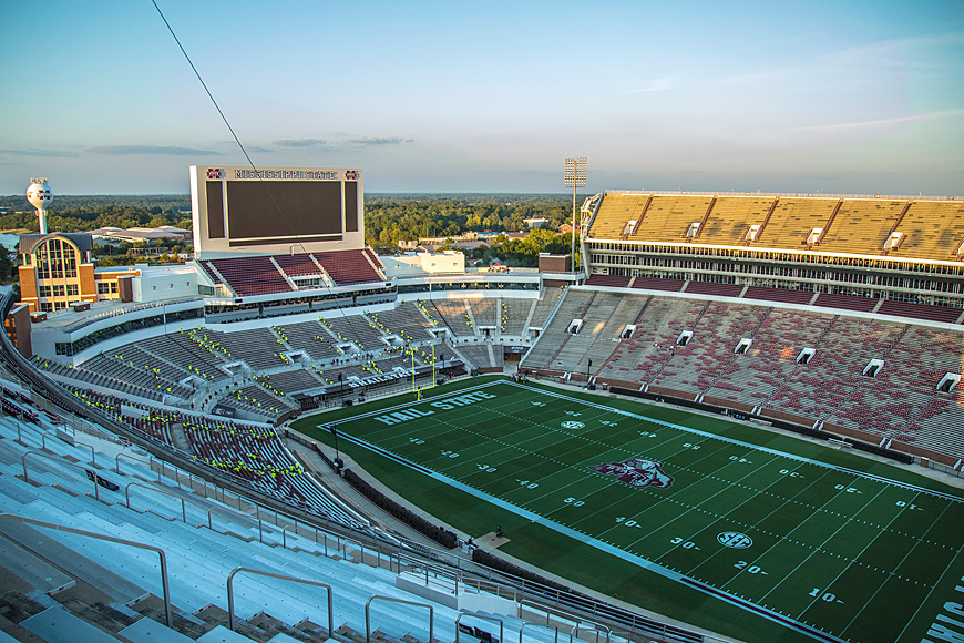 Scott Field at Davis Wade Stadium has earned the Sports Turf Managers Association’s Football Field of the Year Award for colleges and universities with natural playing surfaces. (Photo by Hunter Hart) 