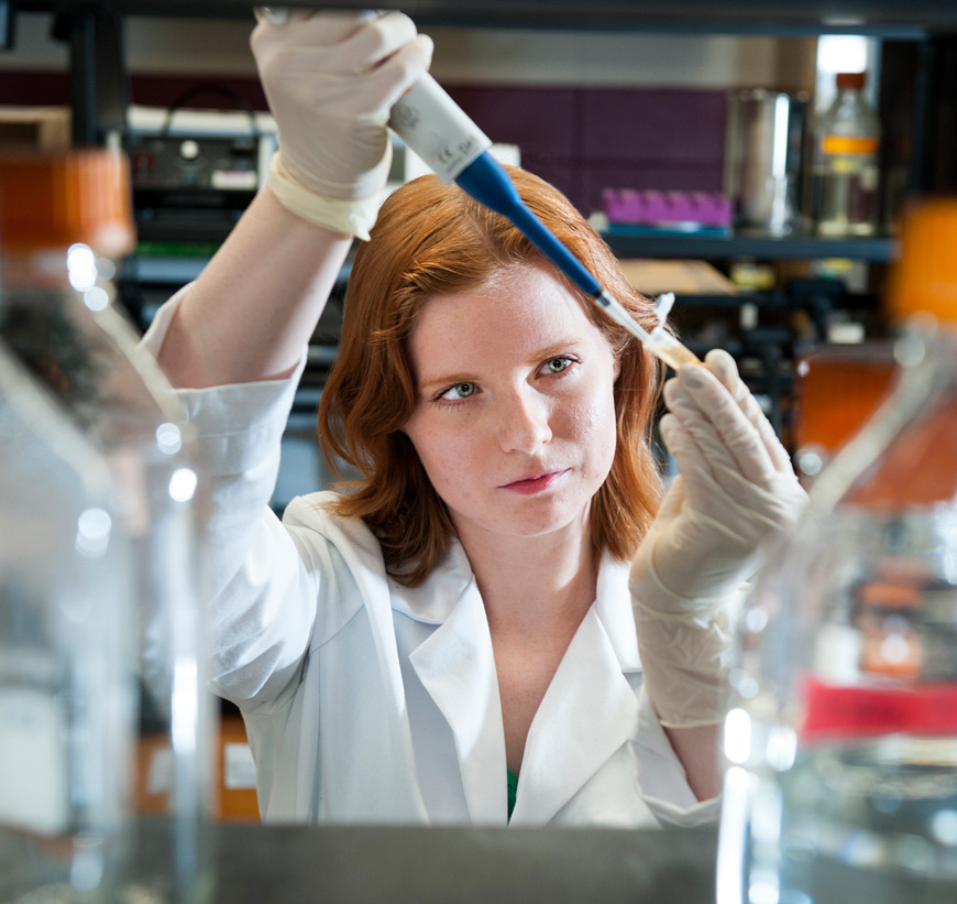 Kellie Mitchell, a Mississippi State biochemistry major from Chelsea, Alabama, is conducting research she hopes will one day help save lives. Her studies of the heart cells of swine with metabolic syndrome aim to unlock clues to help detect heart disease in humans. (Photo by Russ Houston)