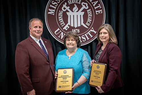 Left to Right: CALS Dean and MAFES Director Scott Willard with Sonya Baird and Terri Shaw, winners of the CALS/MAFES staff awards. (Photo by David Ammon)