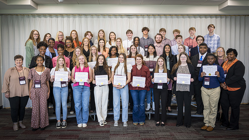 2023 Borlaug Scholars honored at the World Food Prize Mississippi Youth Institute alongside parents, teachers and mentors.