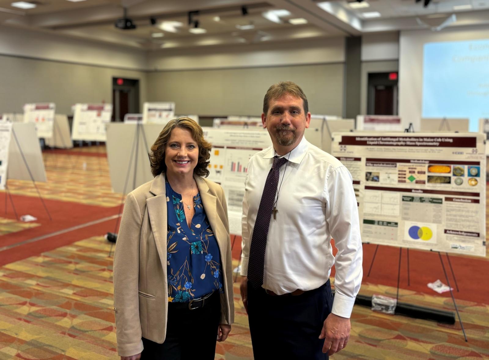 MSU’s Wes Schilling, right, pictured with keynote speaker Mindy Brashears, former Under Secretary for Food Safety at the USDA.