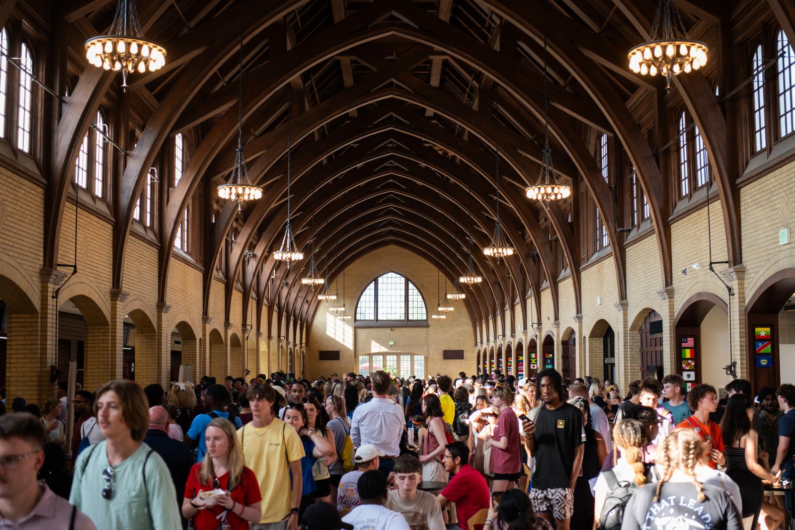 students in Perry Food Hall
