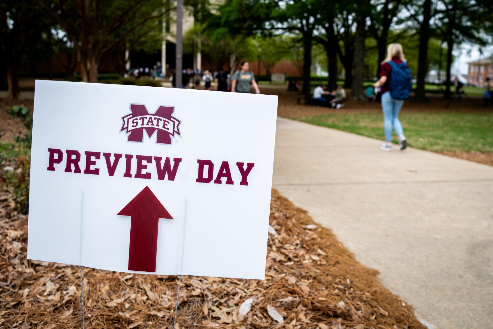 Sign: preview Day