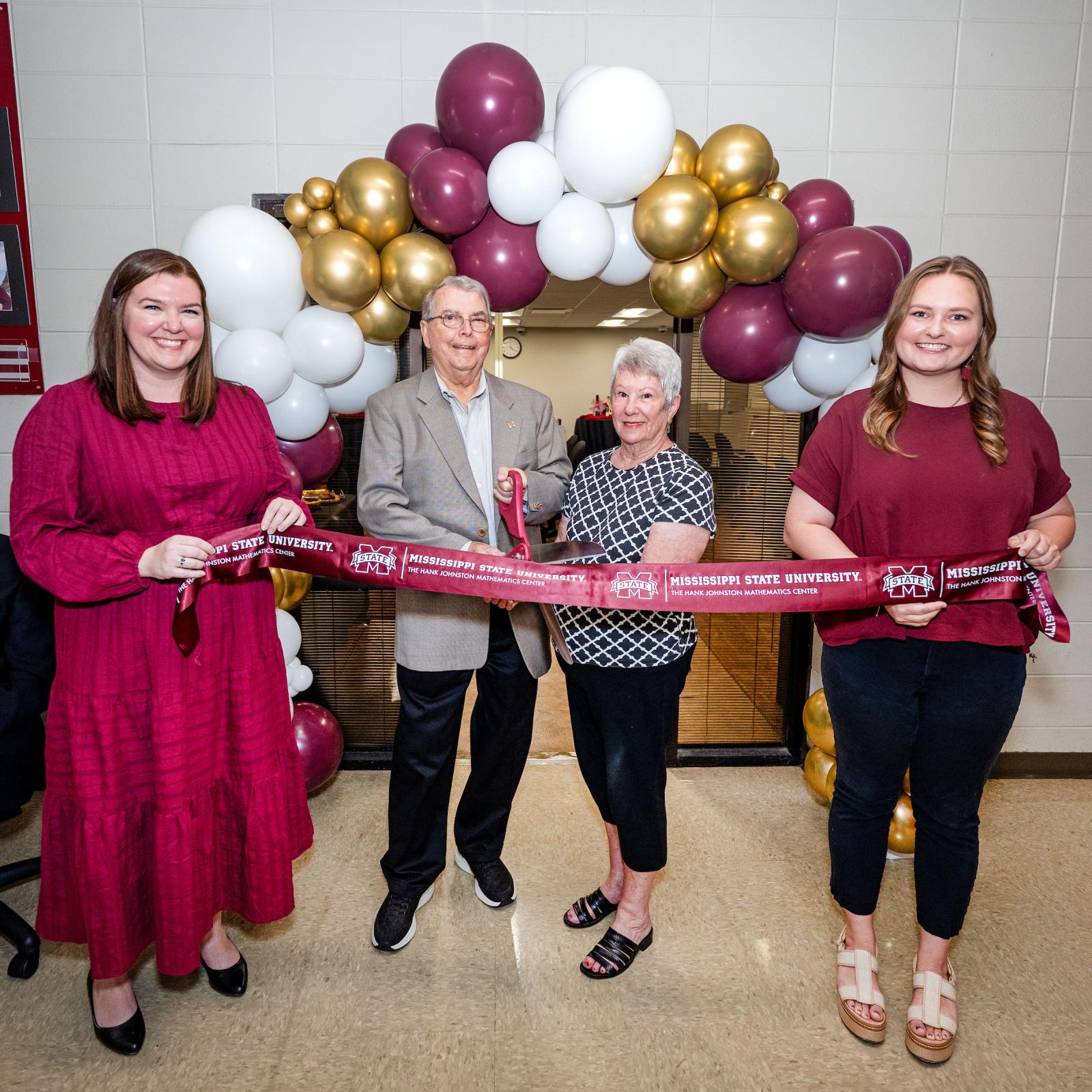 photo of ribbon cutting