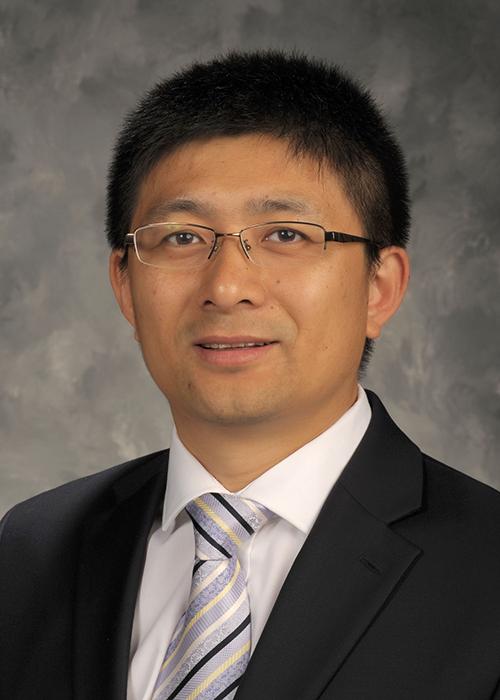 A portrait of Li Zhang.